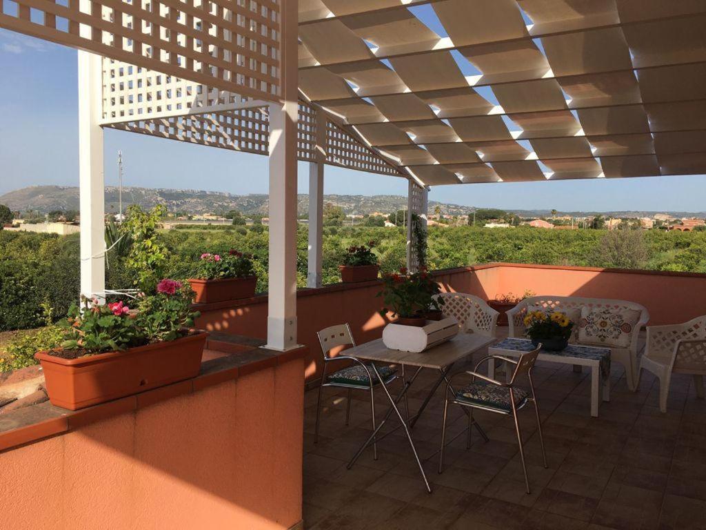 La Stanza Delle Muse In Villa Con Piscina 冯塔尼比安奇 外观 照片
